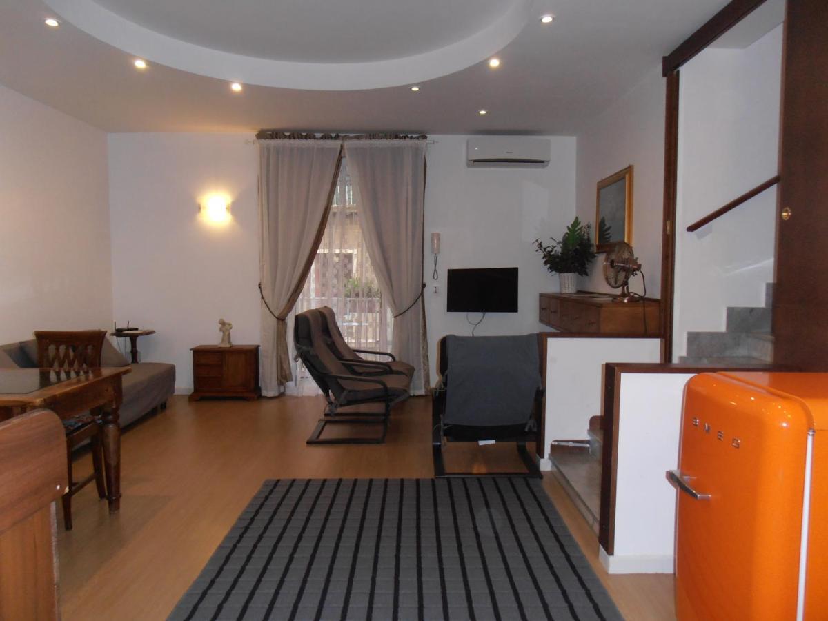 La Residenza Napoli Chiaia Short Let Apartment Superior Via Chiaia 82 Eksteriør billede